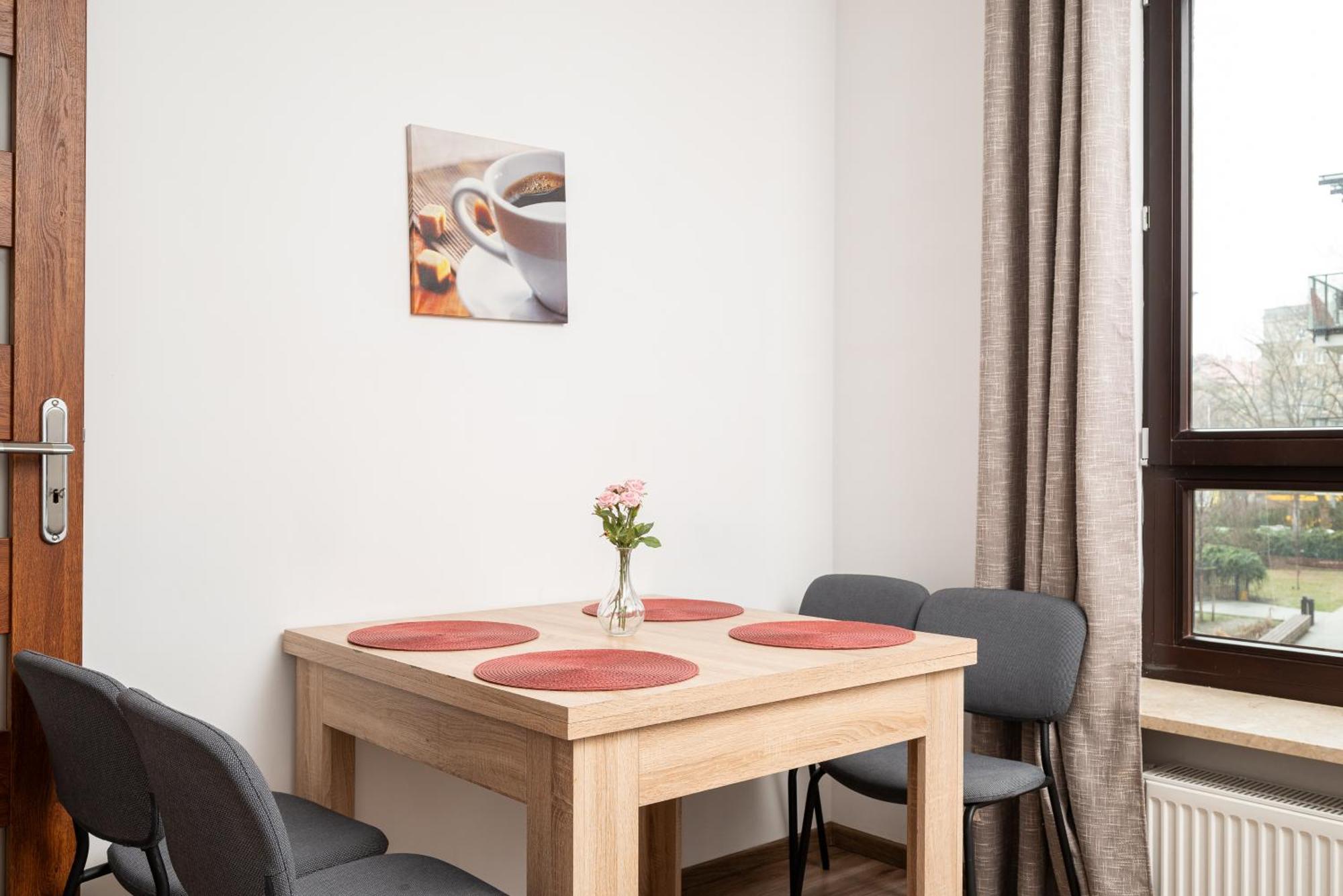 Metro Plocka Cosy Apartment Warszawa Zewnętrze zdjęcie