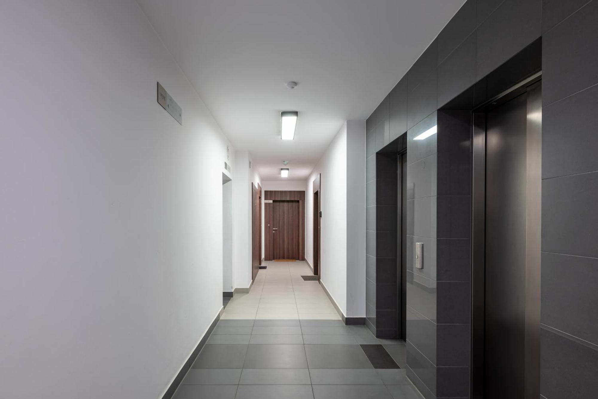Metro Plocka Cosy Apartment Warszawa Zewnętrze zdjęcie